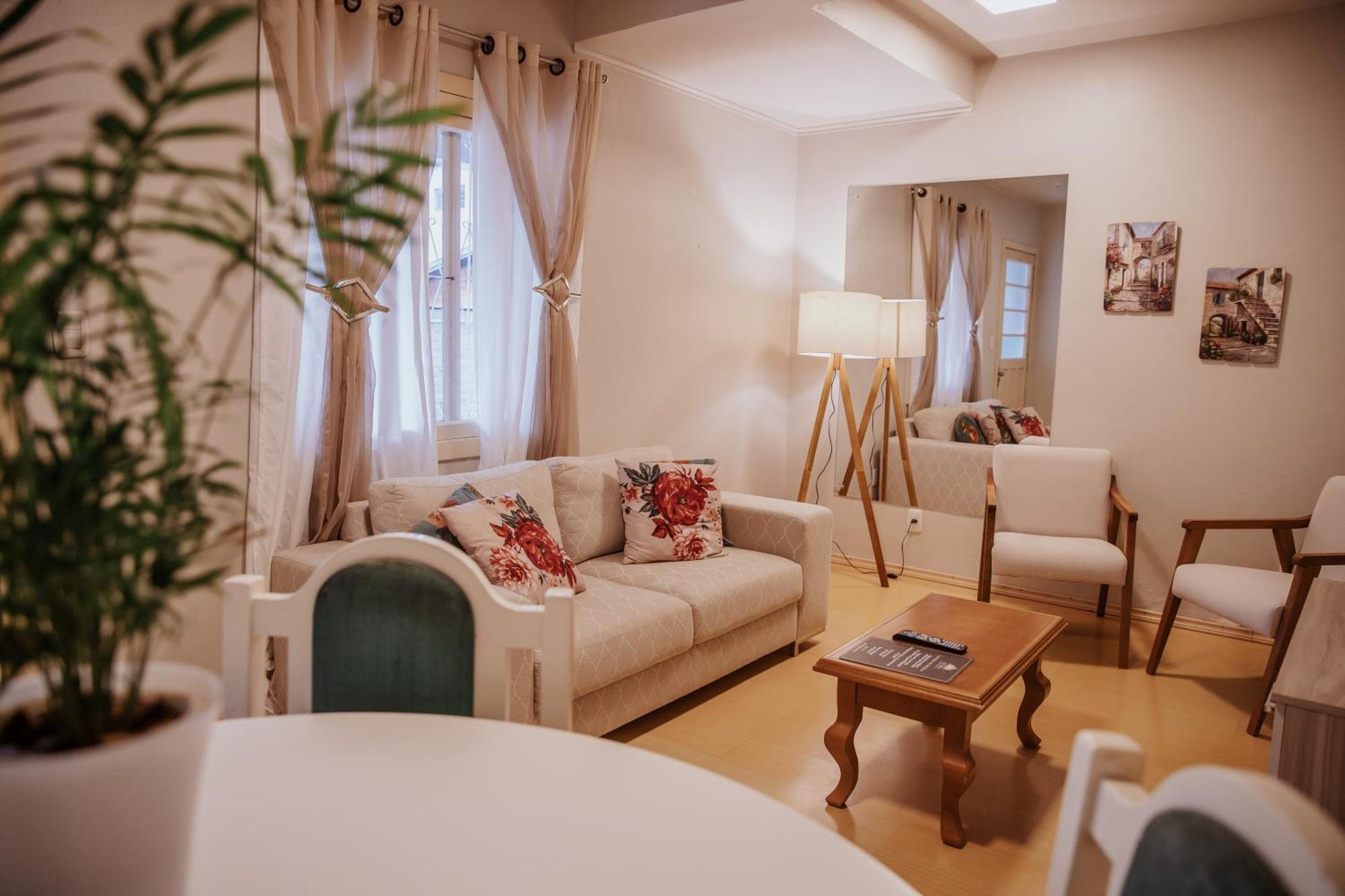 Hospedagem Vila Suica Centro Gramado Ngoại thất bức ảnh