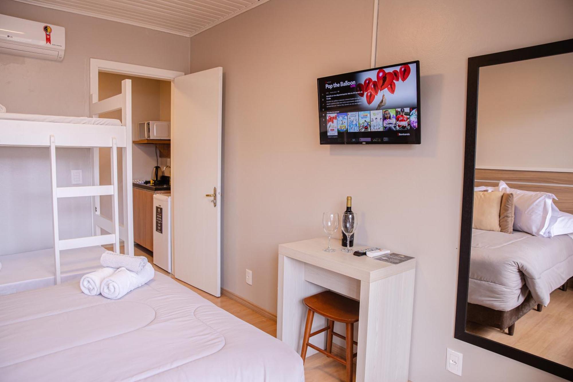 Hospedagem Vila Suica Centro Gramado Ngoại thất bức ảnh